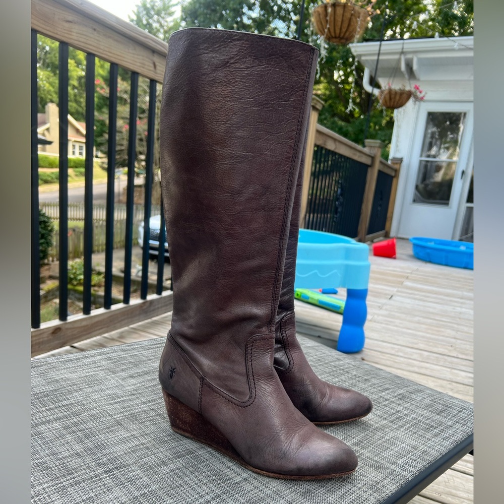 Frye Missy Tall wedge boot 9M